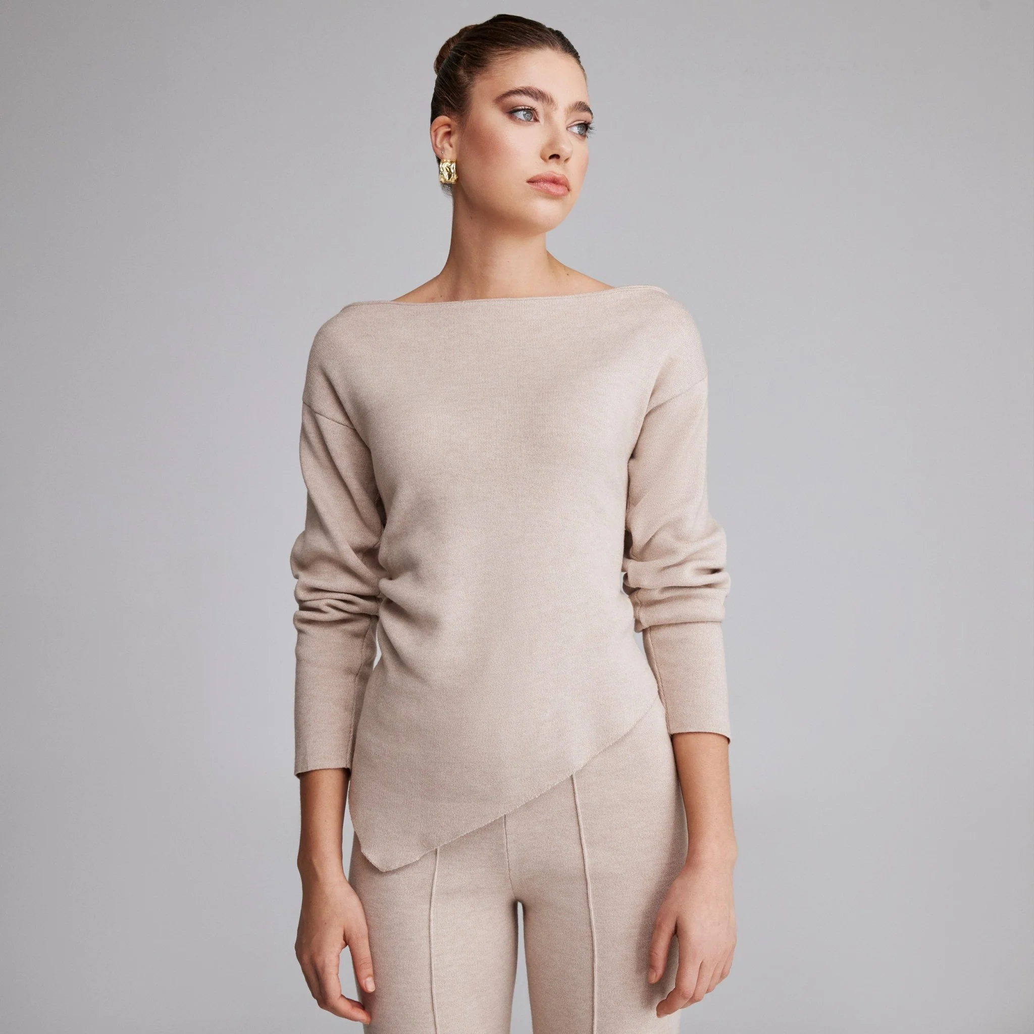 Asymmetric Cut Long Sleeve Knitted Top - Image 5