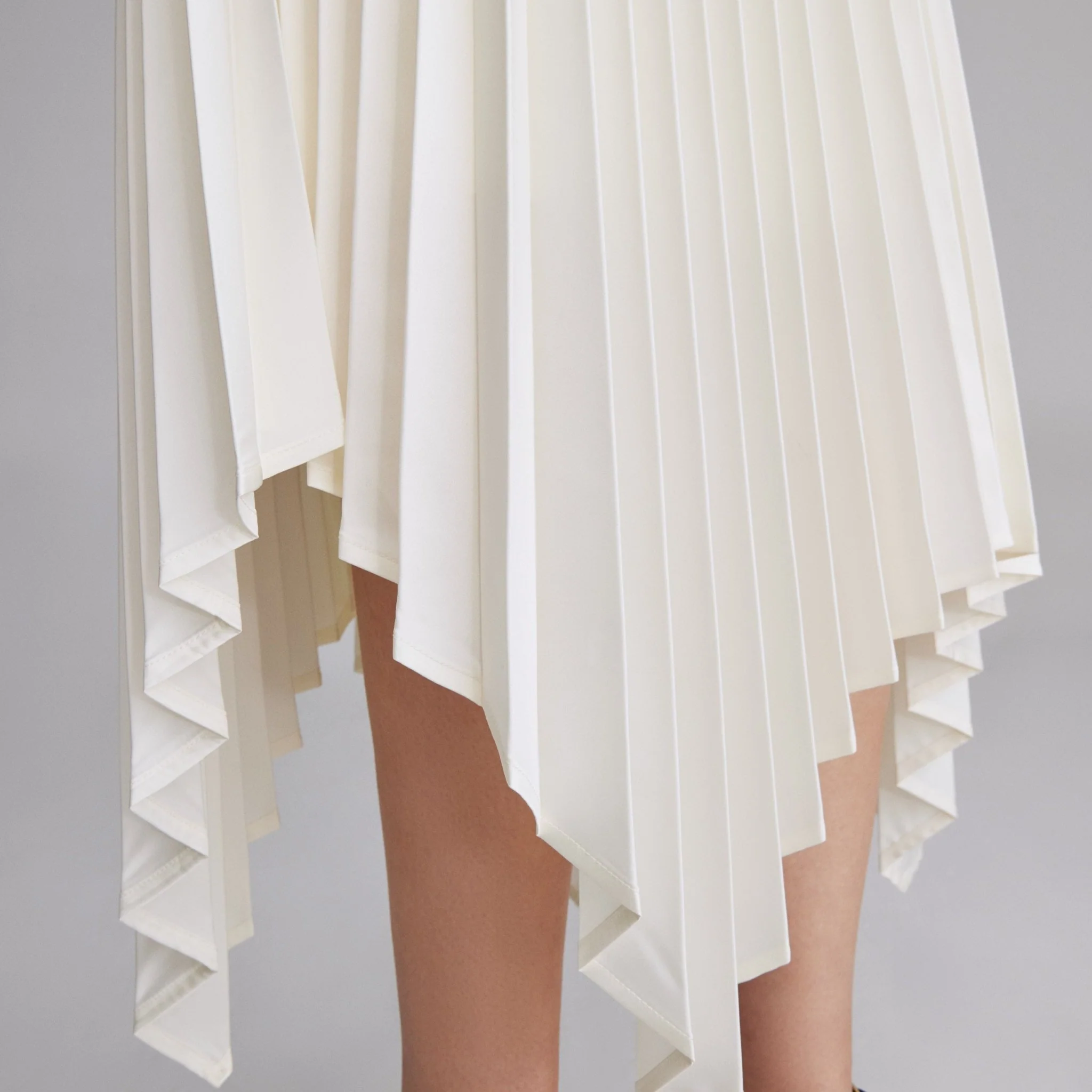Asymmetrical Pleated Skirt - Image 3