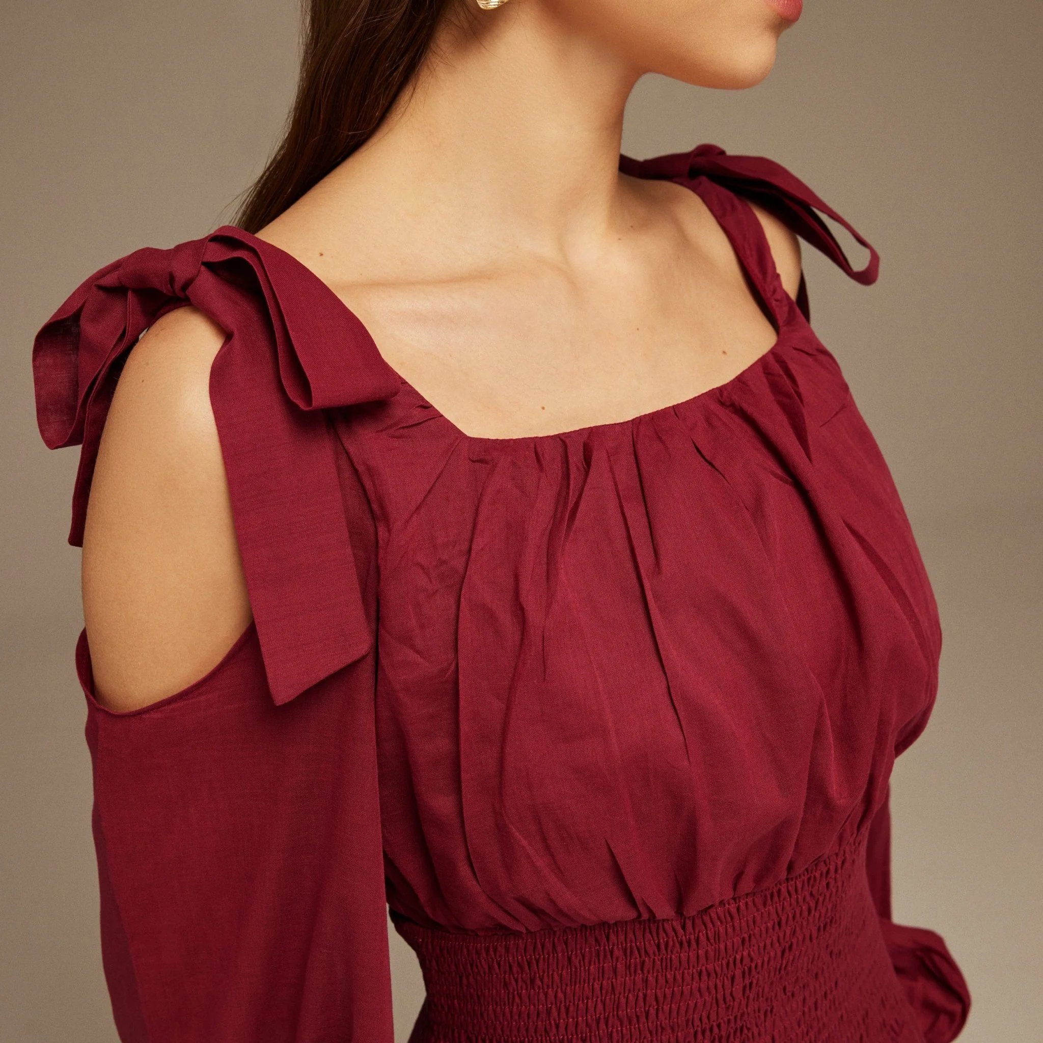 Plum Balloon Long Sleeve With Ruched Waist Midi Dress - Image 3