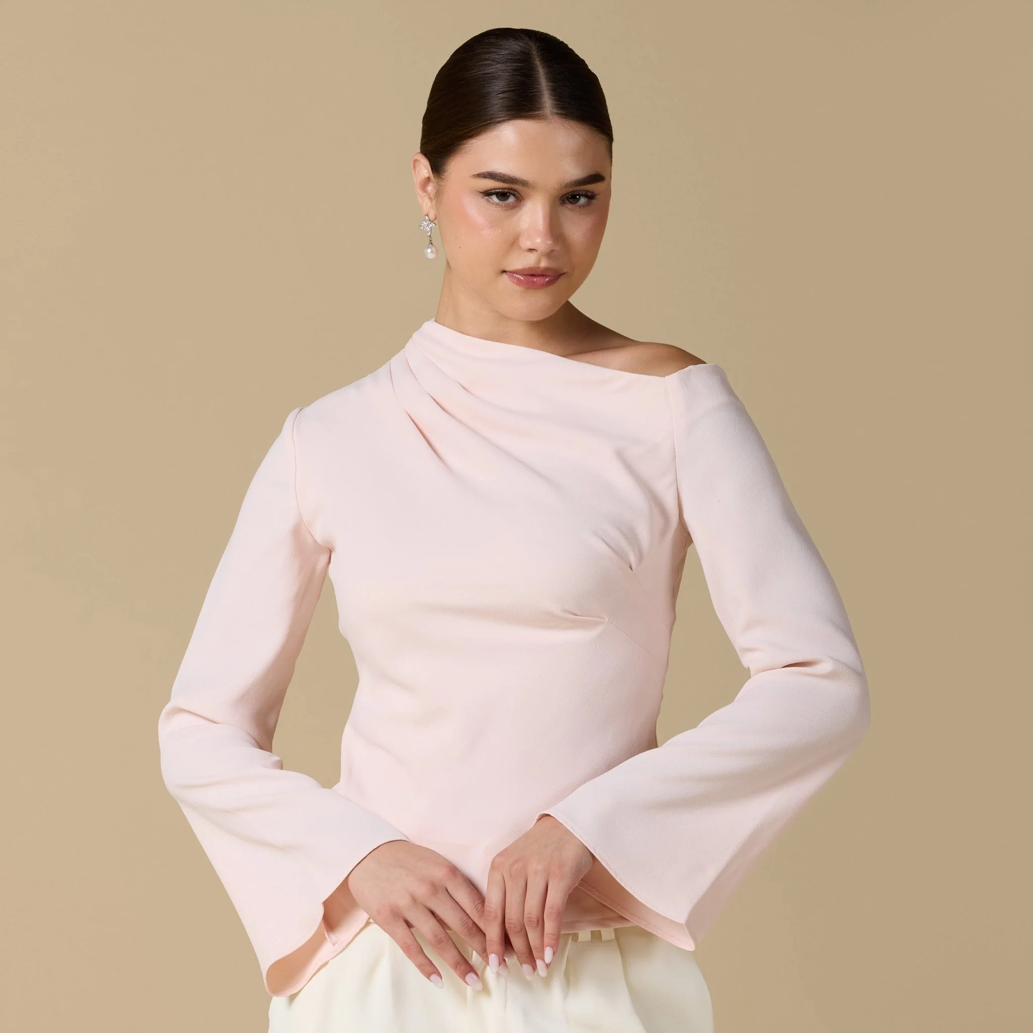 Bare shoulder Crepe Blouse - Image 10