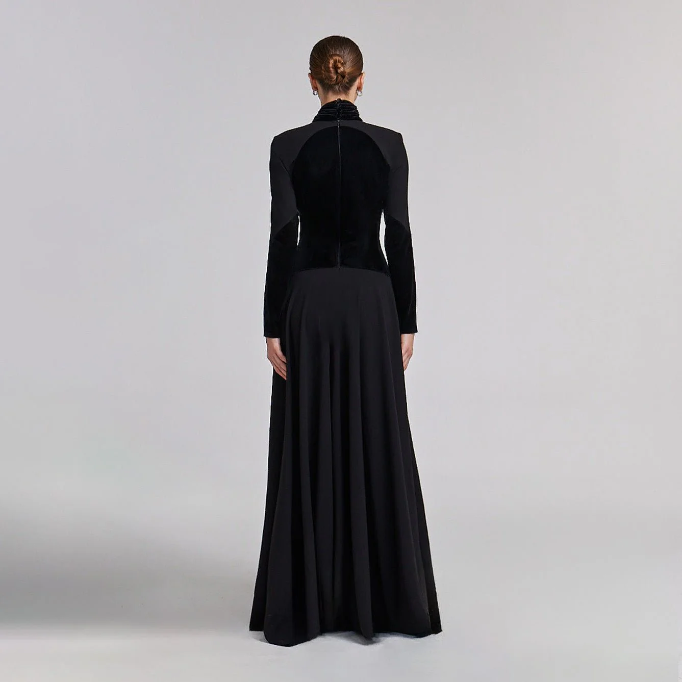 Black Velvet-Crepe Maxi Dress with Pleated Skirt - Image 3