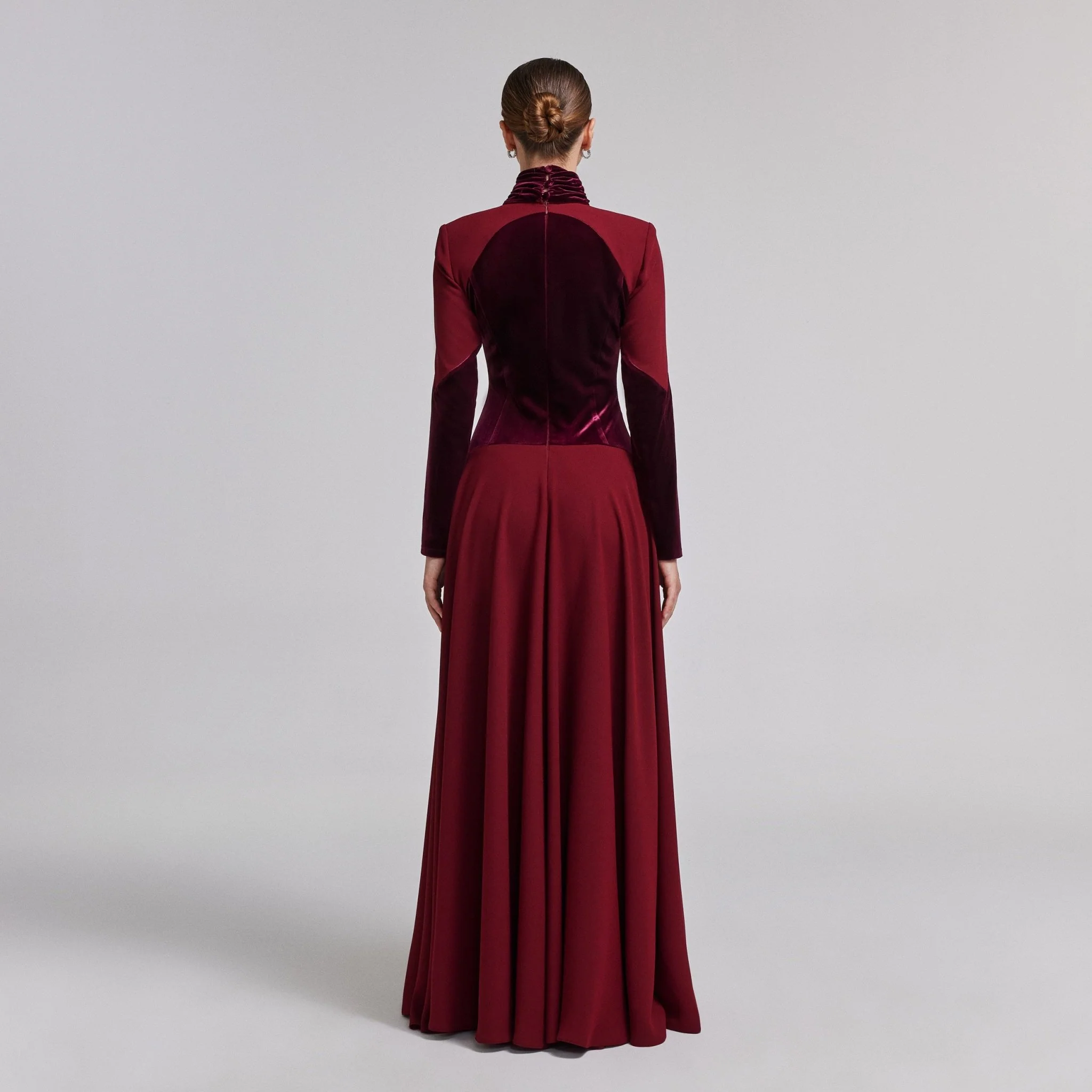 Burgundy Velvet-Crepe Maxi Dress with Pleated Skirt - Image 4