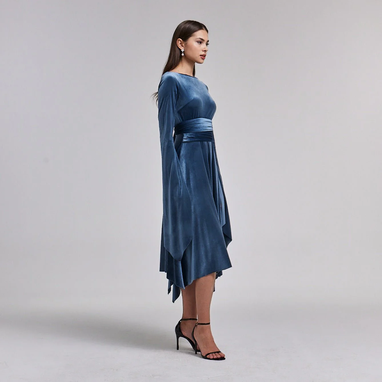 Blue-Grey Cape Sleeve Twist-Waist Velvet Dress - Image 3