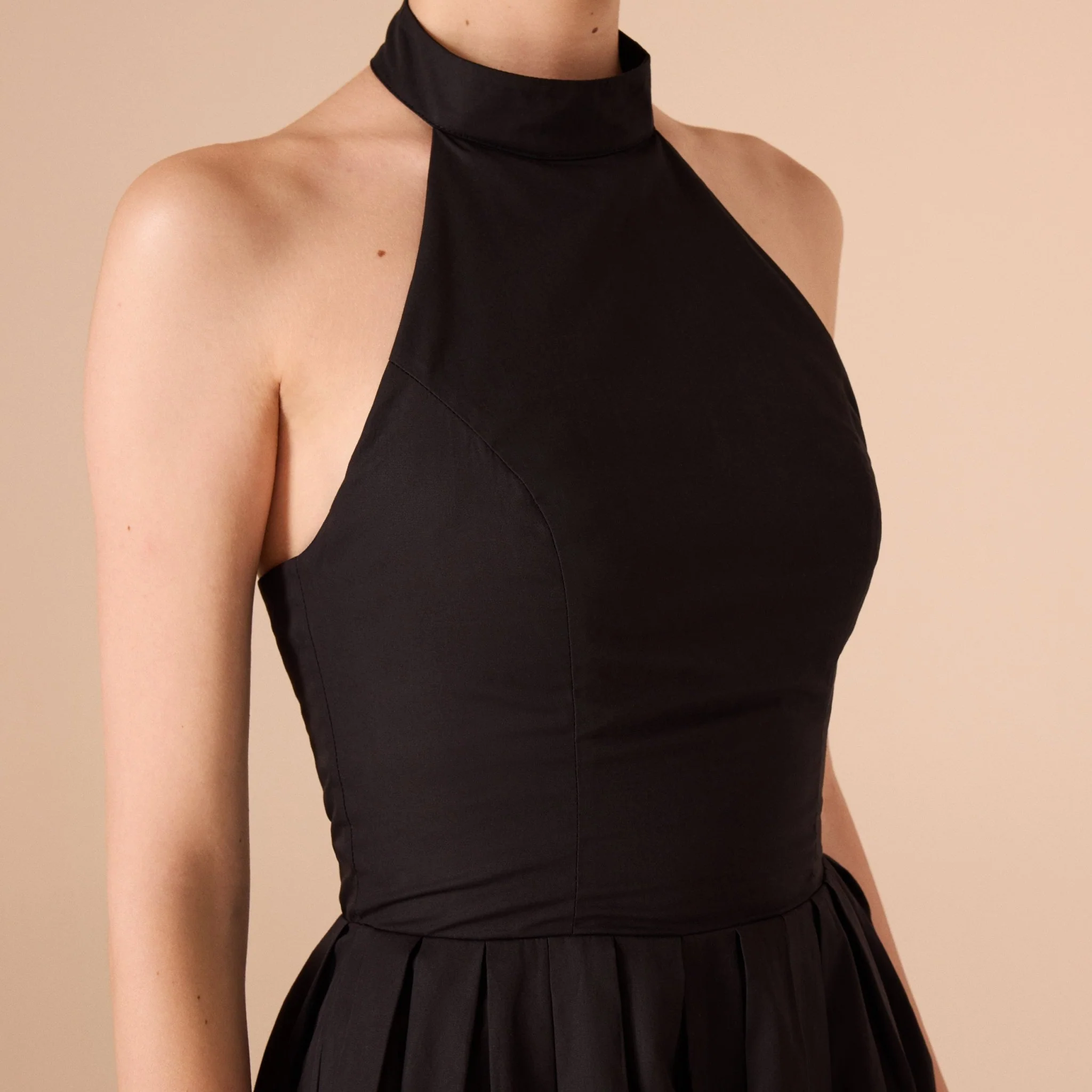 Knee-length Sleeveless Dress with a Short Turtleneck in Cotton - Image 7