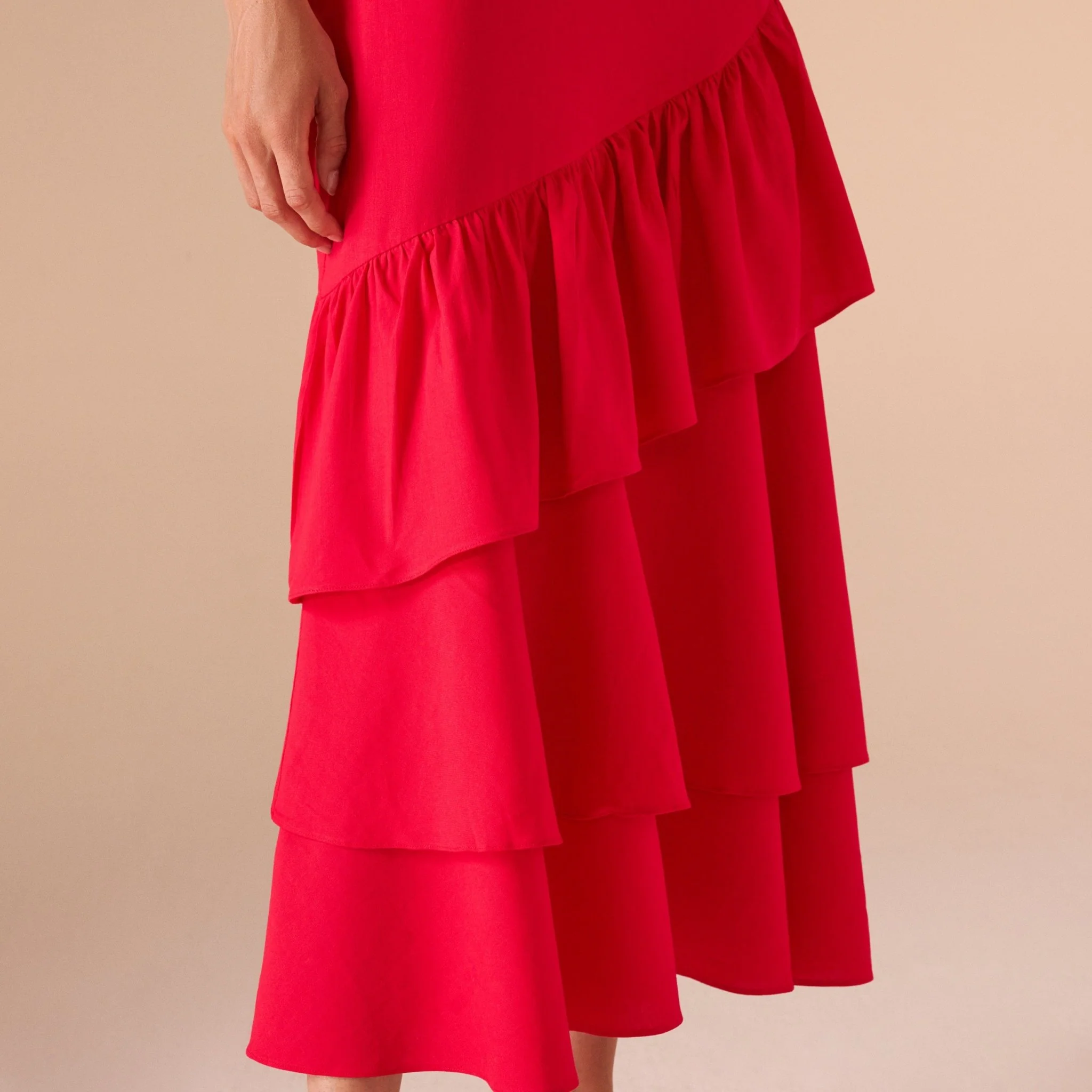 Red Linen Dress With Ruffled Skirt - Image 4