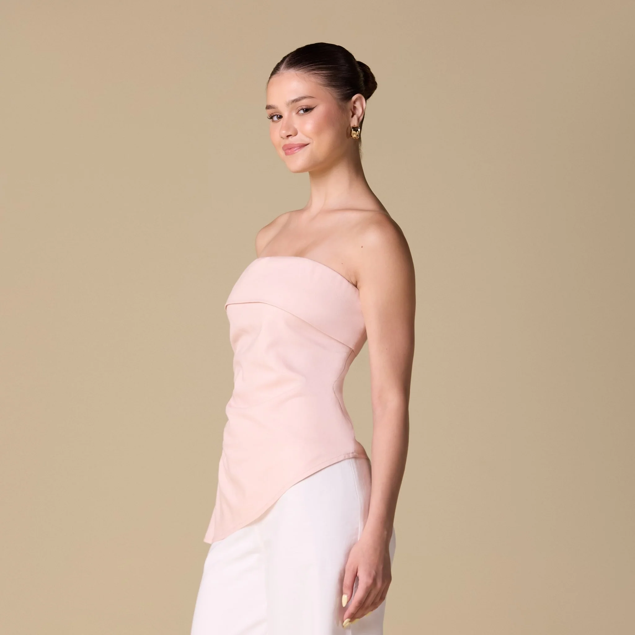 Pink Linen Turn-Down Neckline Top with Side Gathering - Image 3