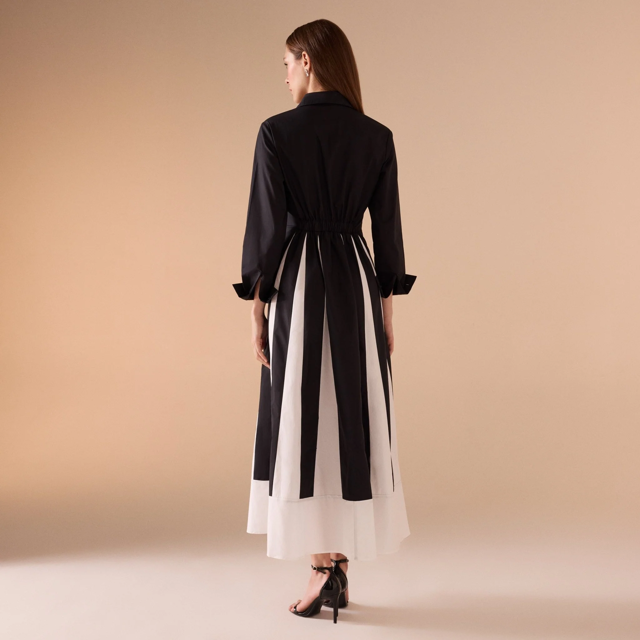 Black & White Long Sleeve A-line Maxi Dress - Image 3