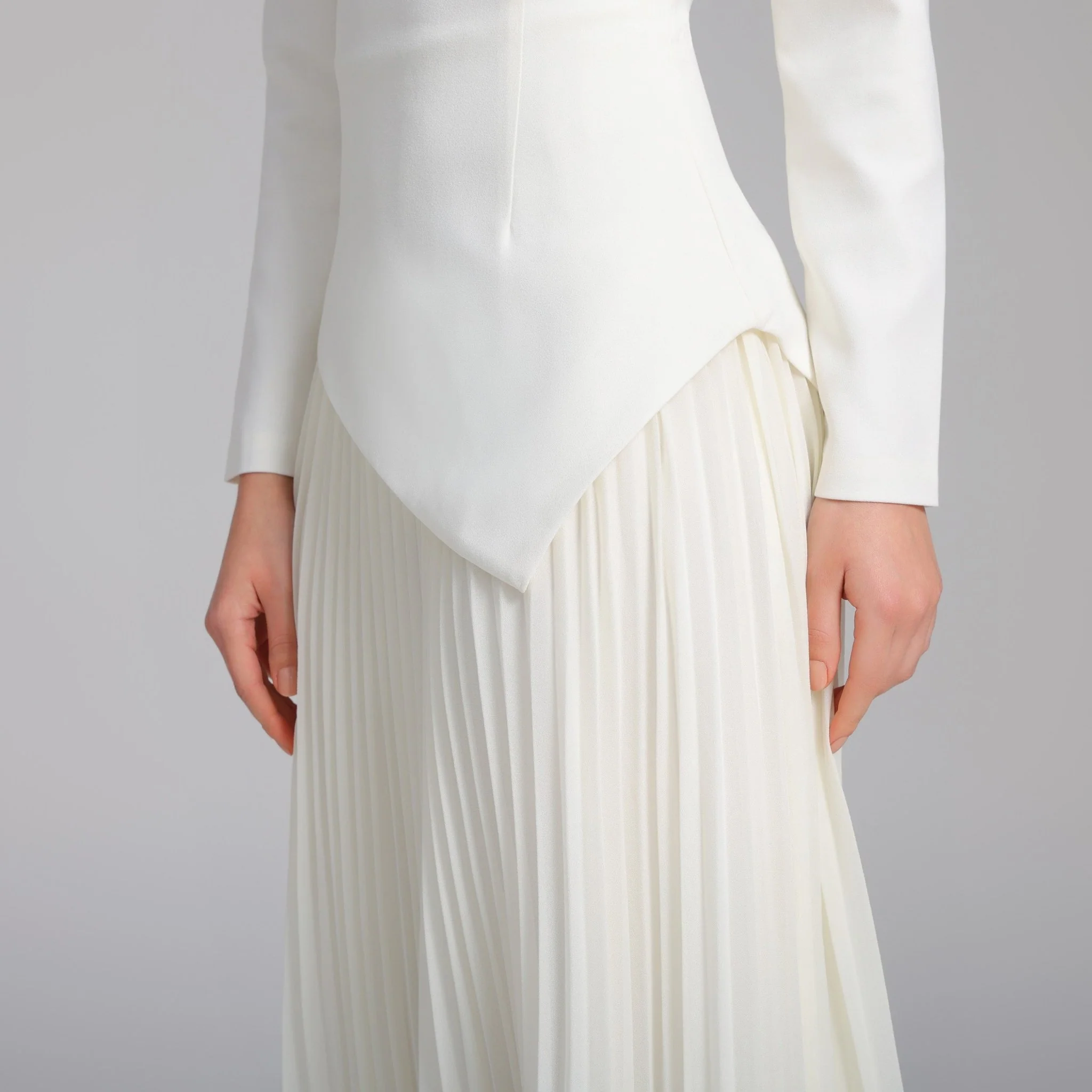 White One-shoulder Crepe Dress With Pleated Skirt - Image 3