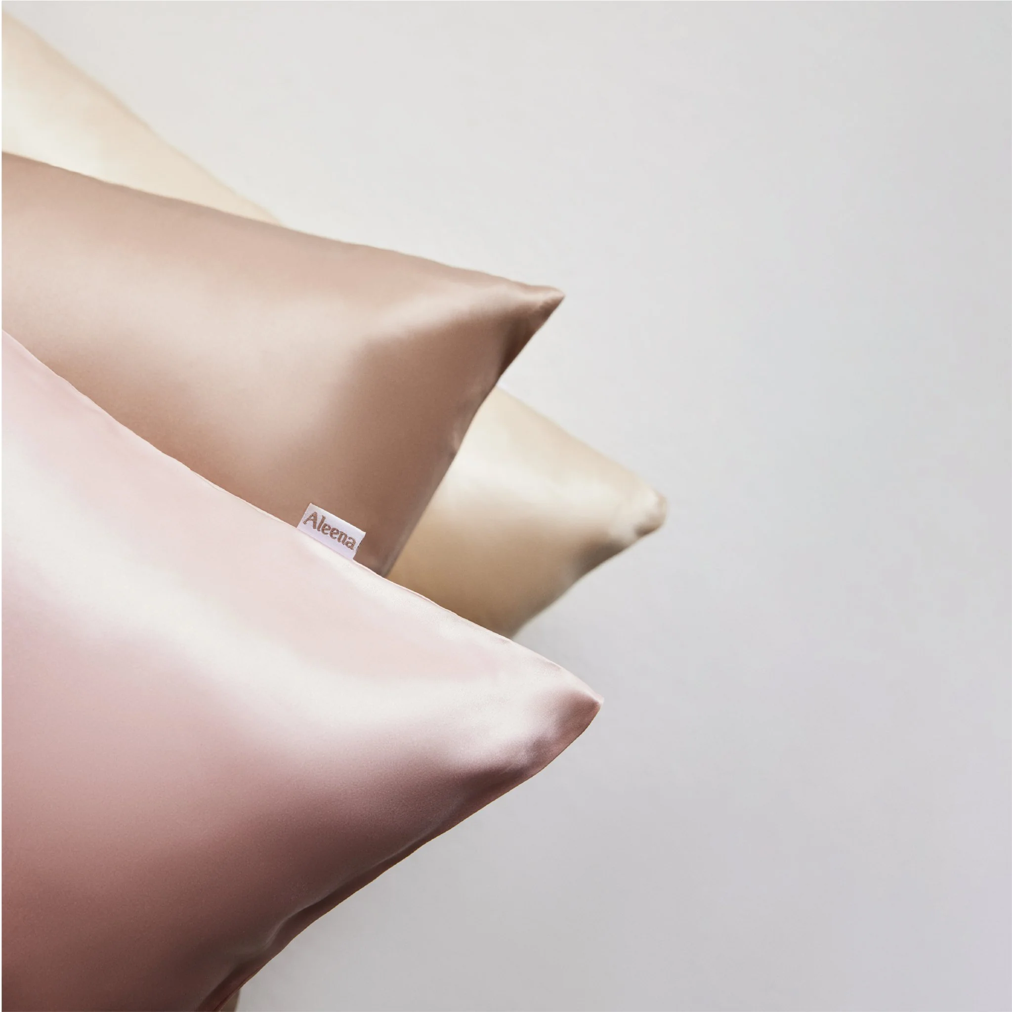 Aleena™ Single Silk Pillowcase (1 Pillowcase) - Image 15