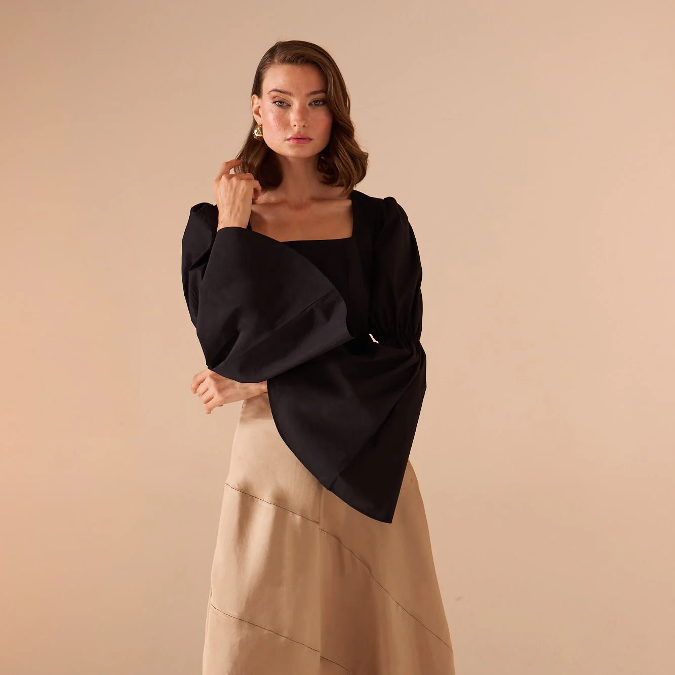Square Neckline Gathered Ruffle Sleeve Top - Image 10