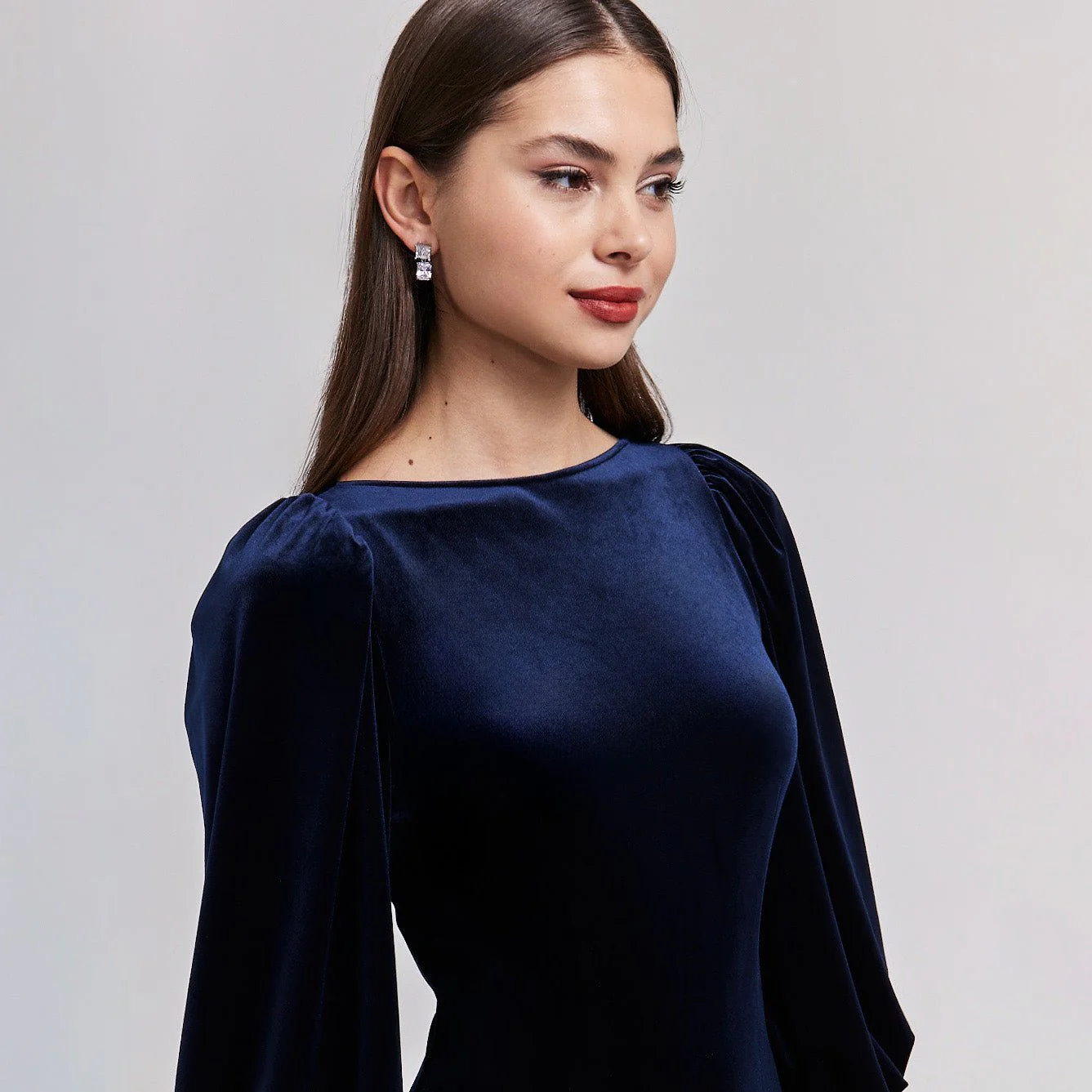 Velvet-Satin Balloon Sleeve Midi Dress - Image 3