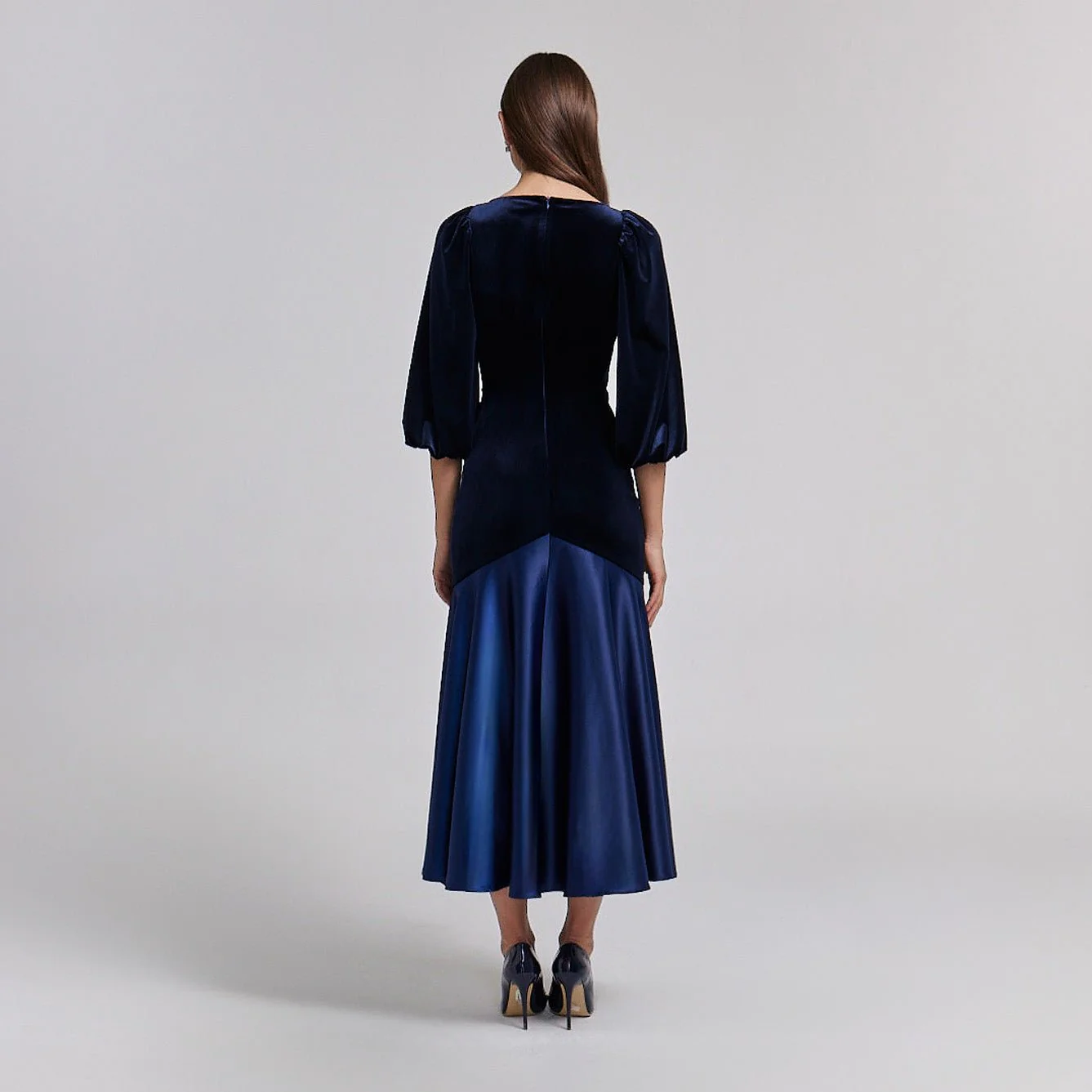 Velvet-Satin Balloon Sleeve Midi Dress - Image 4